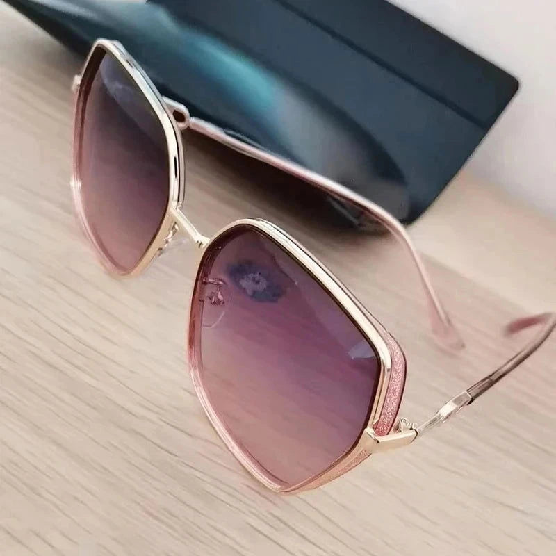 K-Pop Demon Hunters Cosplay Glasses - The Pink Controller