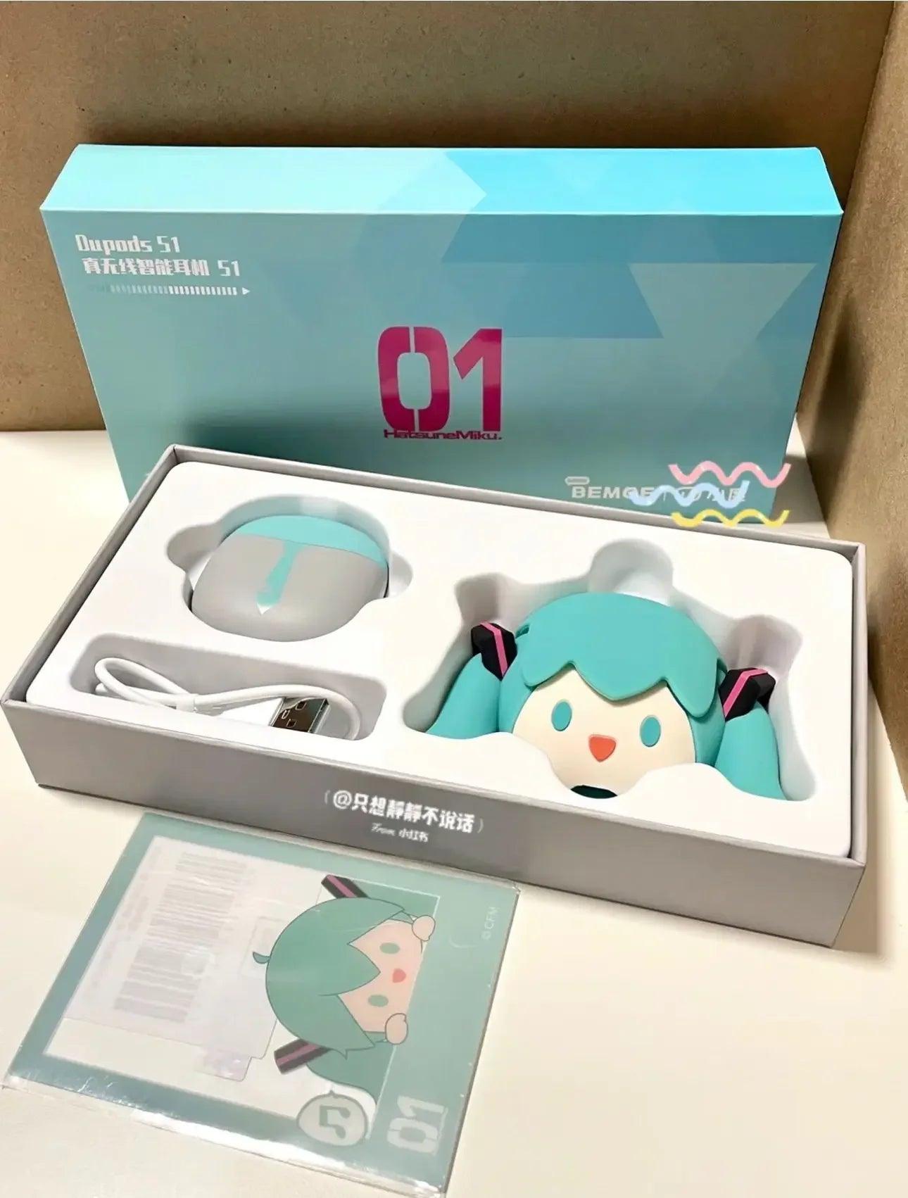 Hatsune Miku Wireless Bluetooth Headphones w/Case - The Pink Controller 