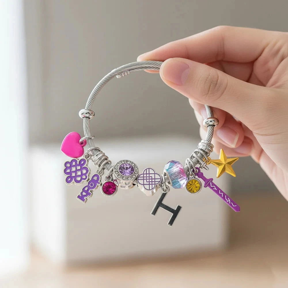 Huntrixx Charm Bracelet - The Pink Controller 