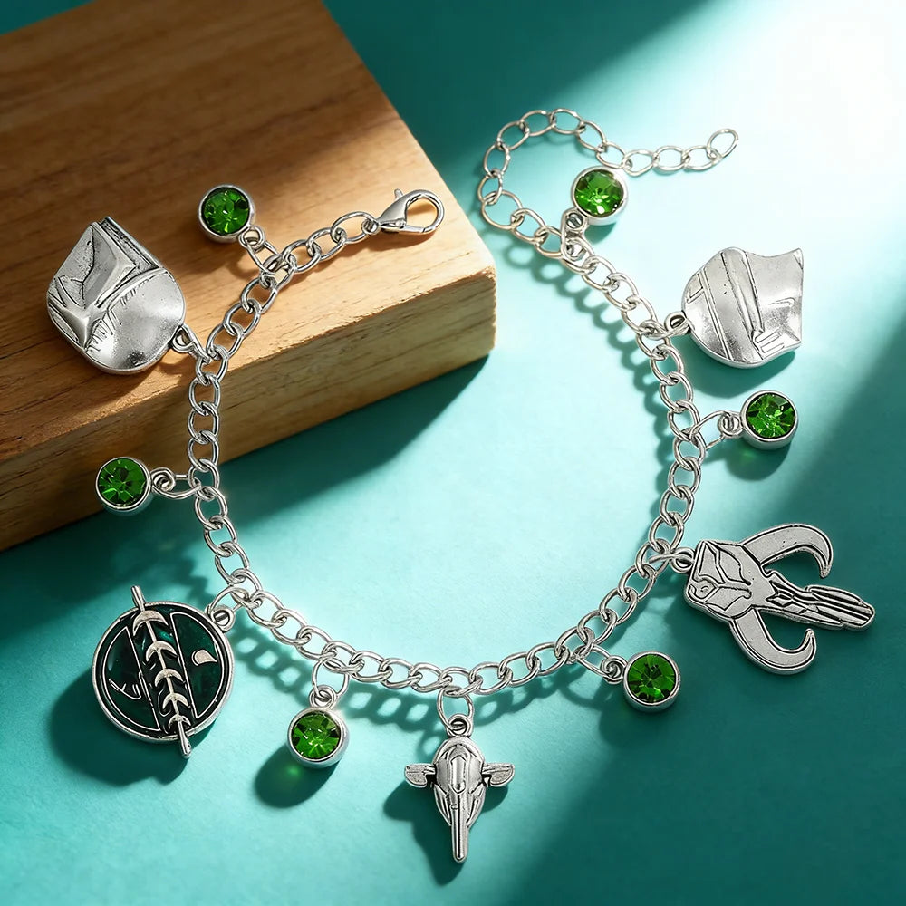 Mandalorian-Inspired Charm Bracelet S1ec672b25906469da4e2bed0efbc641eZ